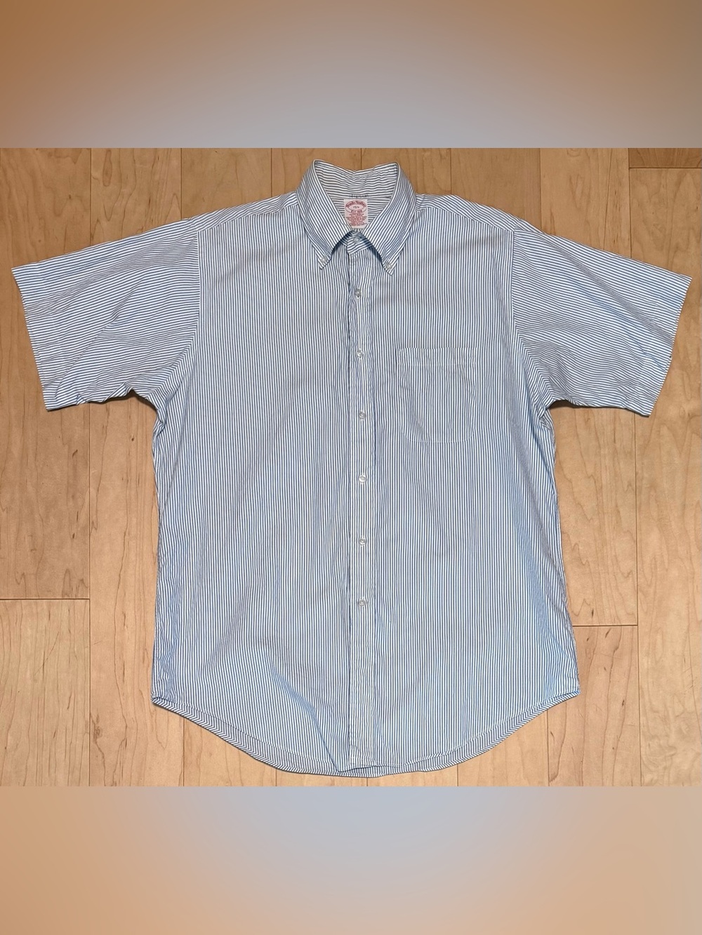 Brooks Brothers Short Sleeve Button Down Shirt White Blue Striped USA Made 15.5